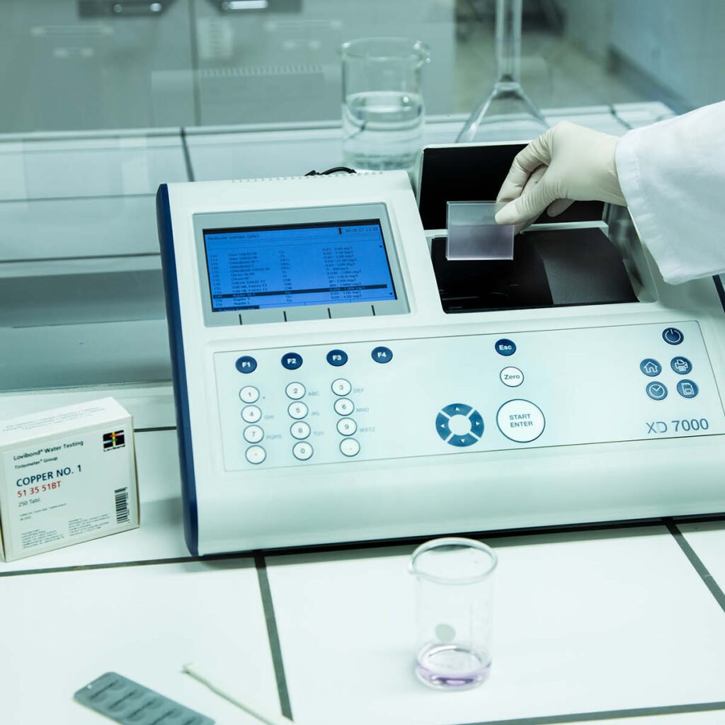 LOVIBOND XD Spectrophotometers - Etcon Analytical and Environmental ...